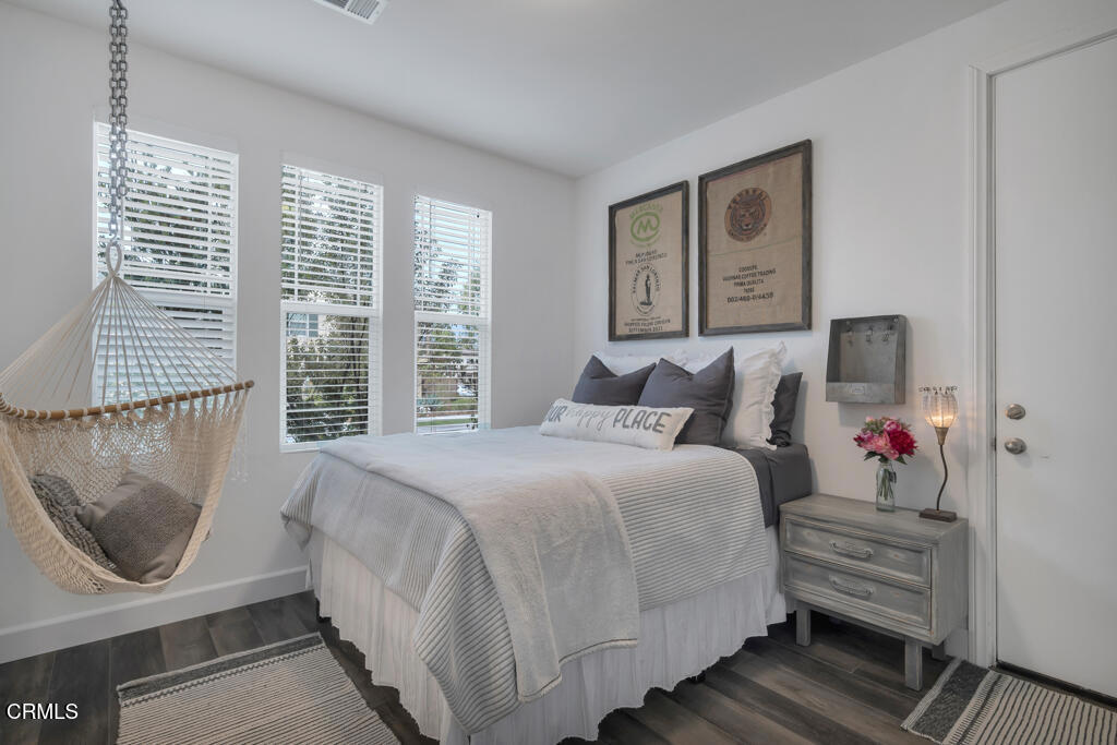 MLS #V1-35511 image #24