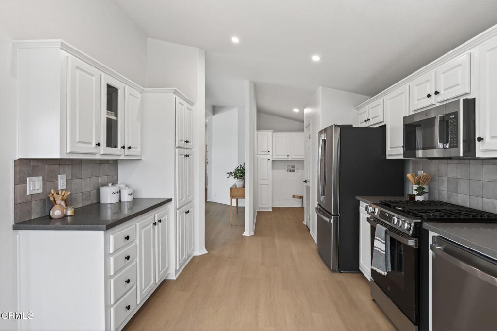 MLS #V1-35532 image #17