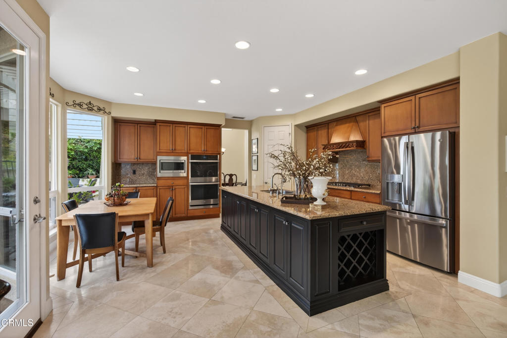 MLS #V1-35563 image #11