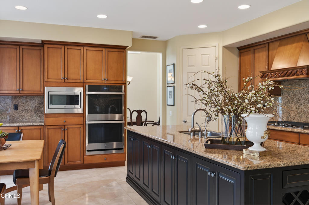 MLS #V1-35563 image #12