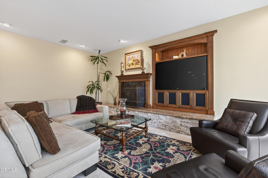 MLS #V1-35563 image #16