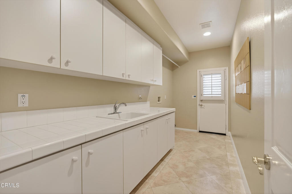 MLS #V1-35563 image #36