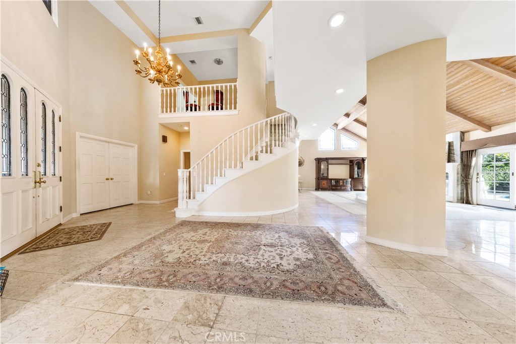 MLS #WS25278872 image #16