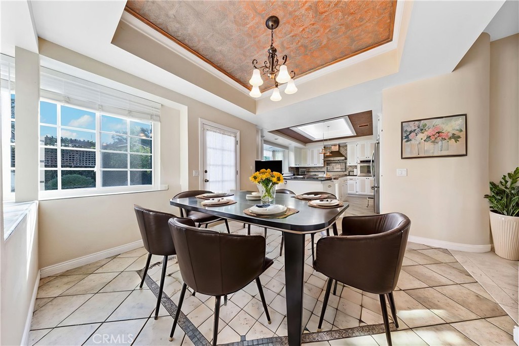 MLS #WS25278872 image #32