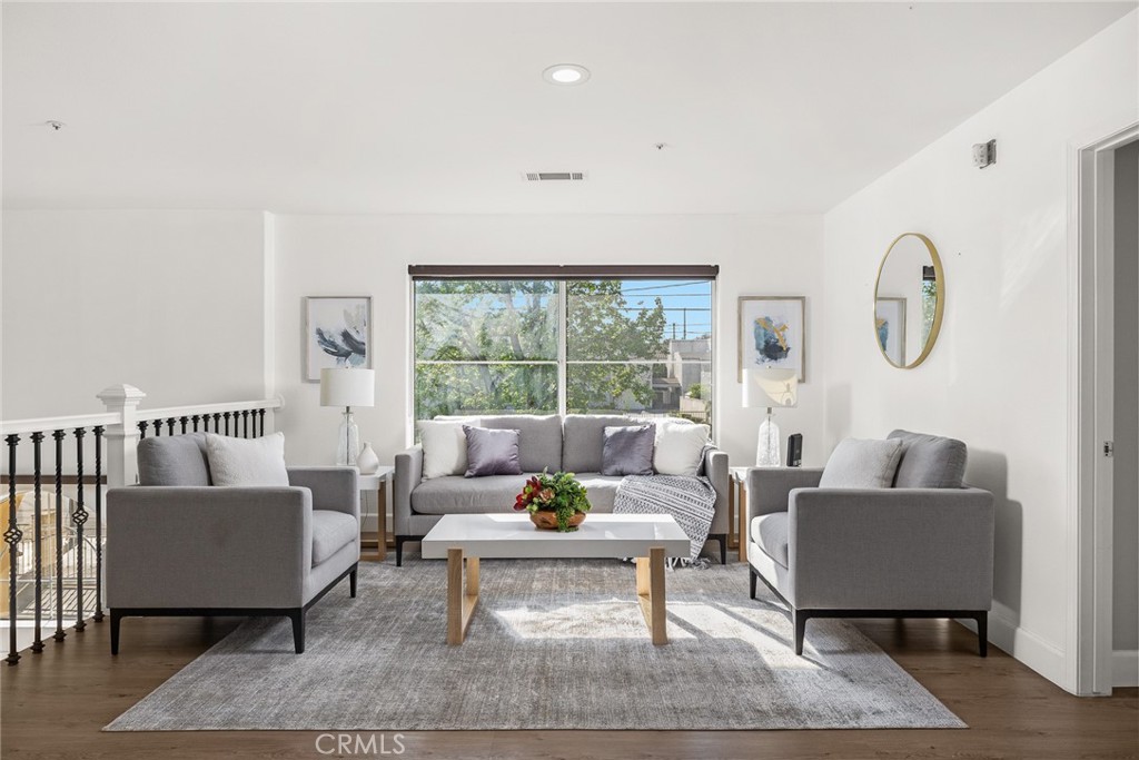 MLS #WS26049163 image #12