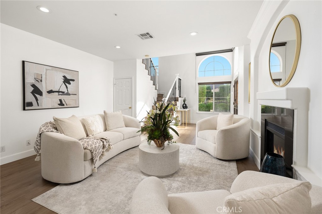 MLS #WS26049163 image #5