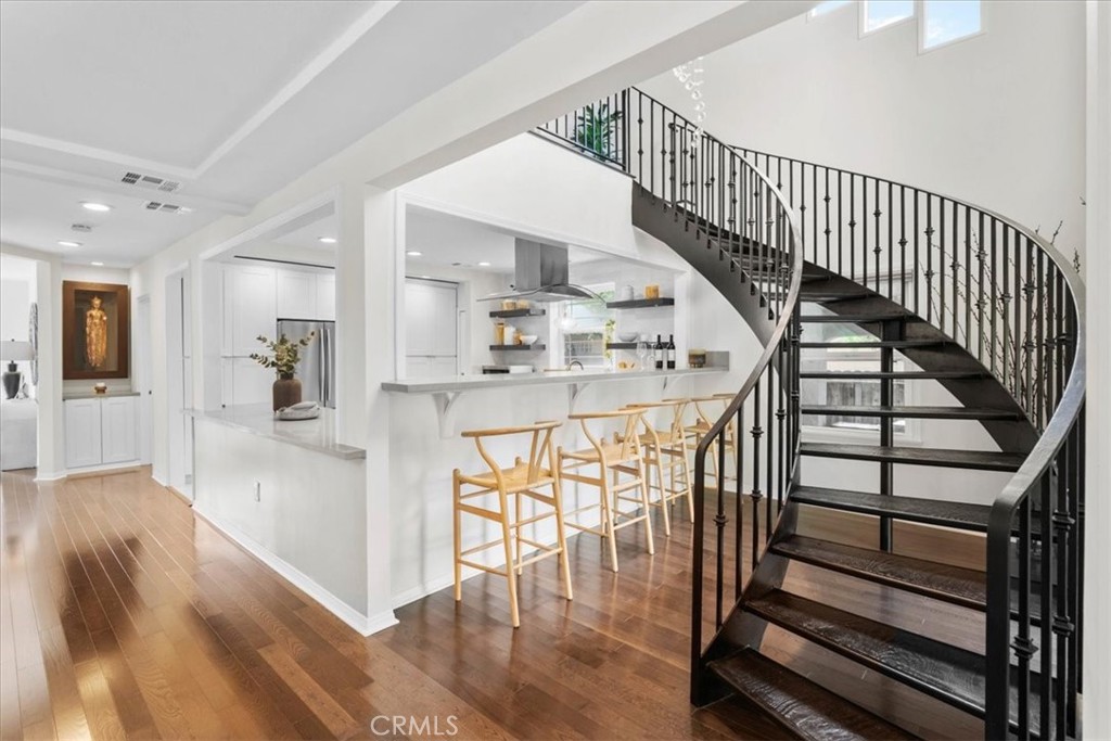 MLS #WS26049615 image #3