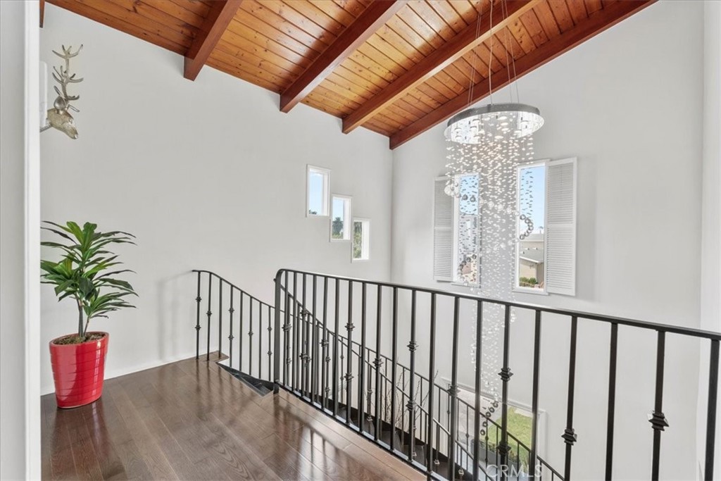 MLS #WS26049615 image #4