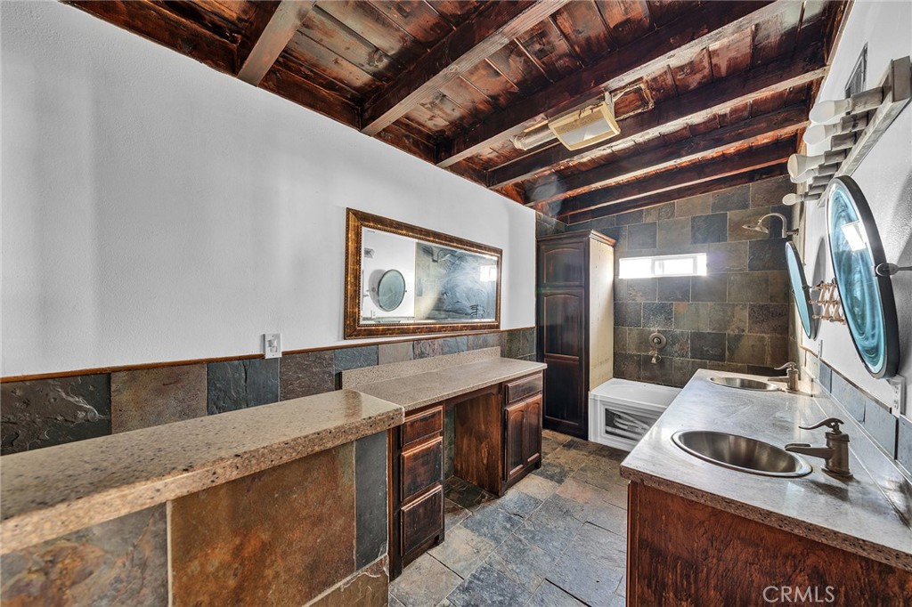 MLS #WS26050618 image #24