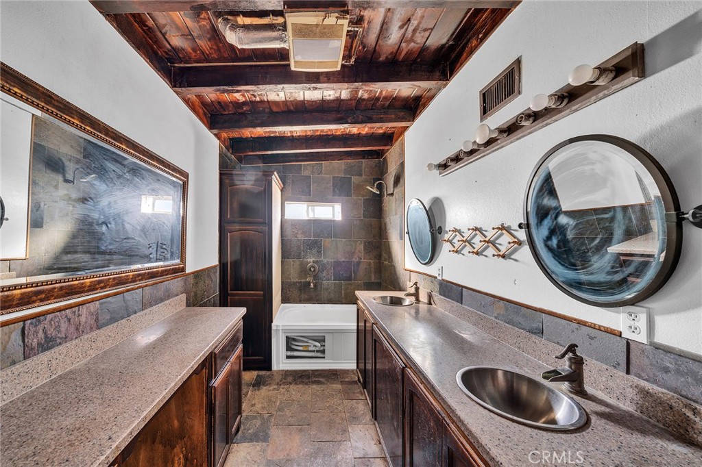 MLS #WS26050618 image #25