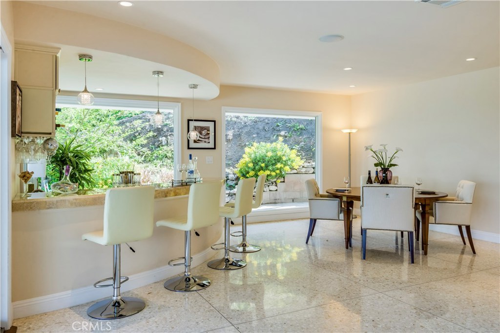 MLS #WS25219020 image #12