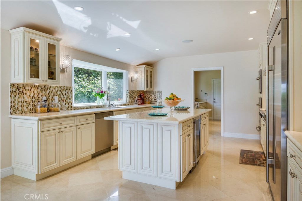 MLS #WS25219020 image #14