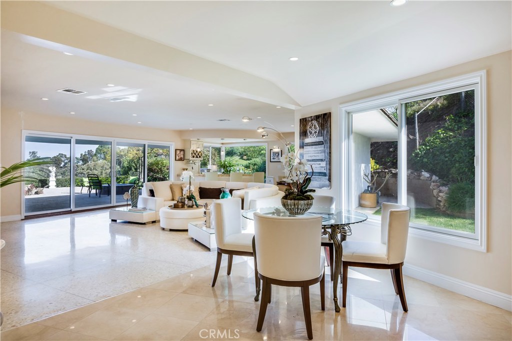 MLS #WS25219020 image #15