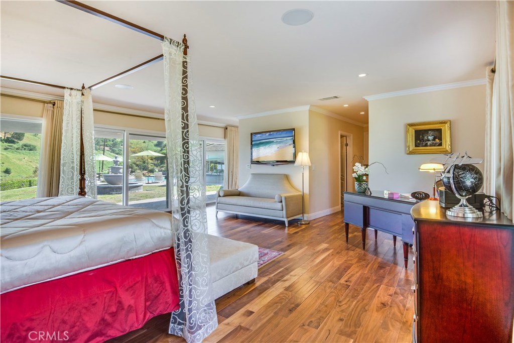 MLS #WS25219020 image #19