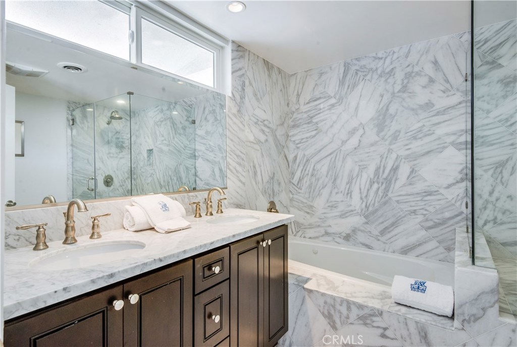 MLS #WS25219020 image #26