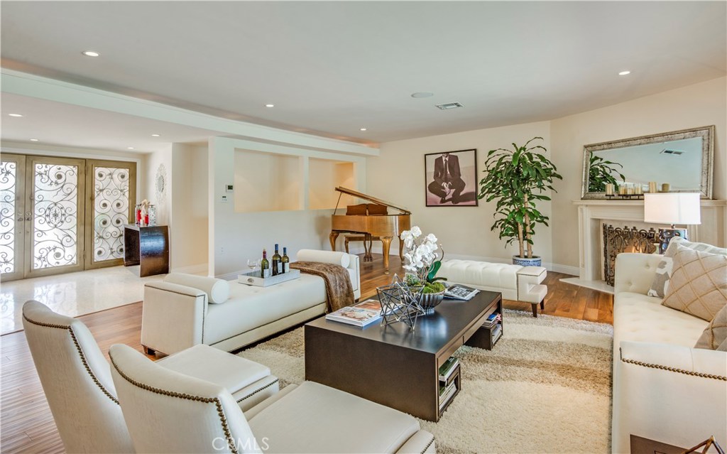 MLS #WS25219020 image #7