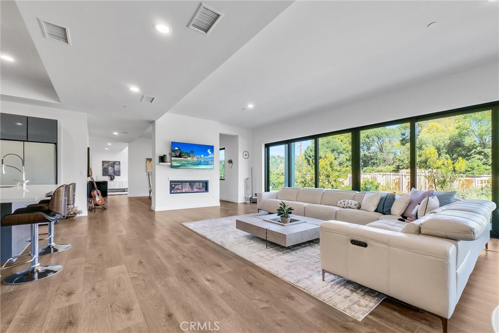 MLS #WS26060847 image #7