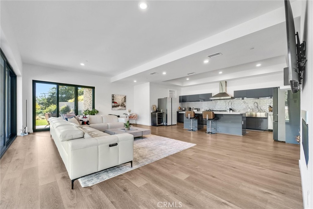 MLS #WS26060847 image #8