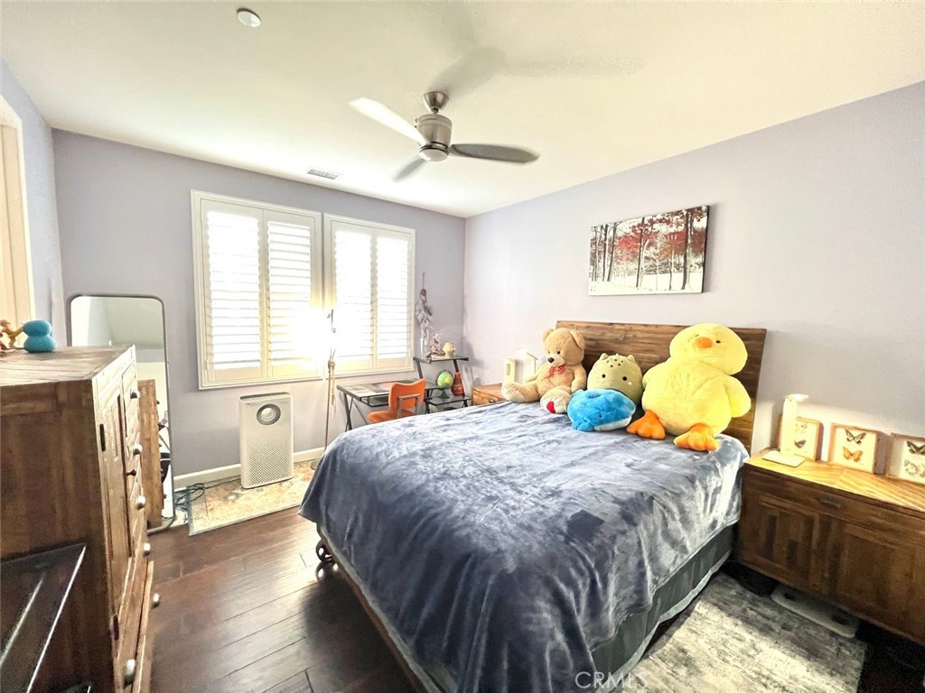 MLS #WS26070663 image #12