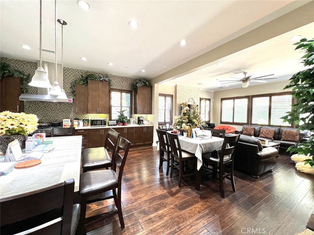 MLS #WS26070663 image #3