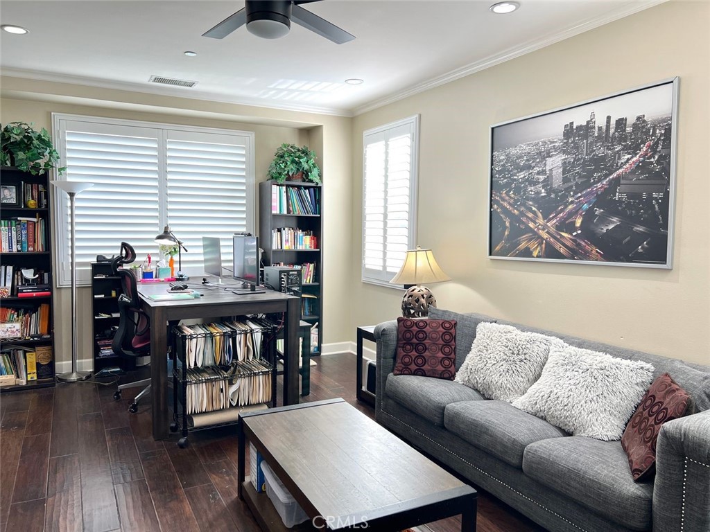 MLS #WS26070663 image #7