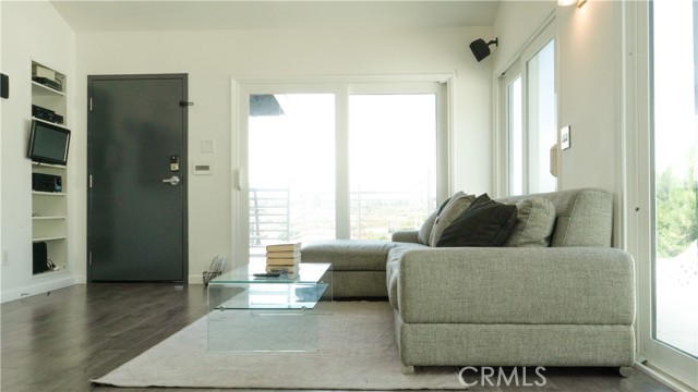 MLS #WS26205142 image #0