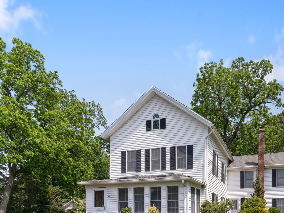 MLS #24104658 image #0