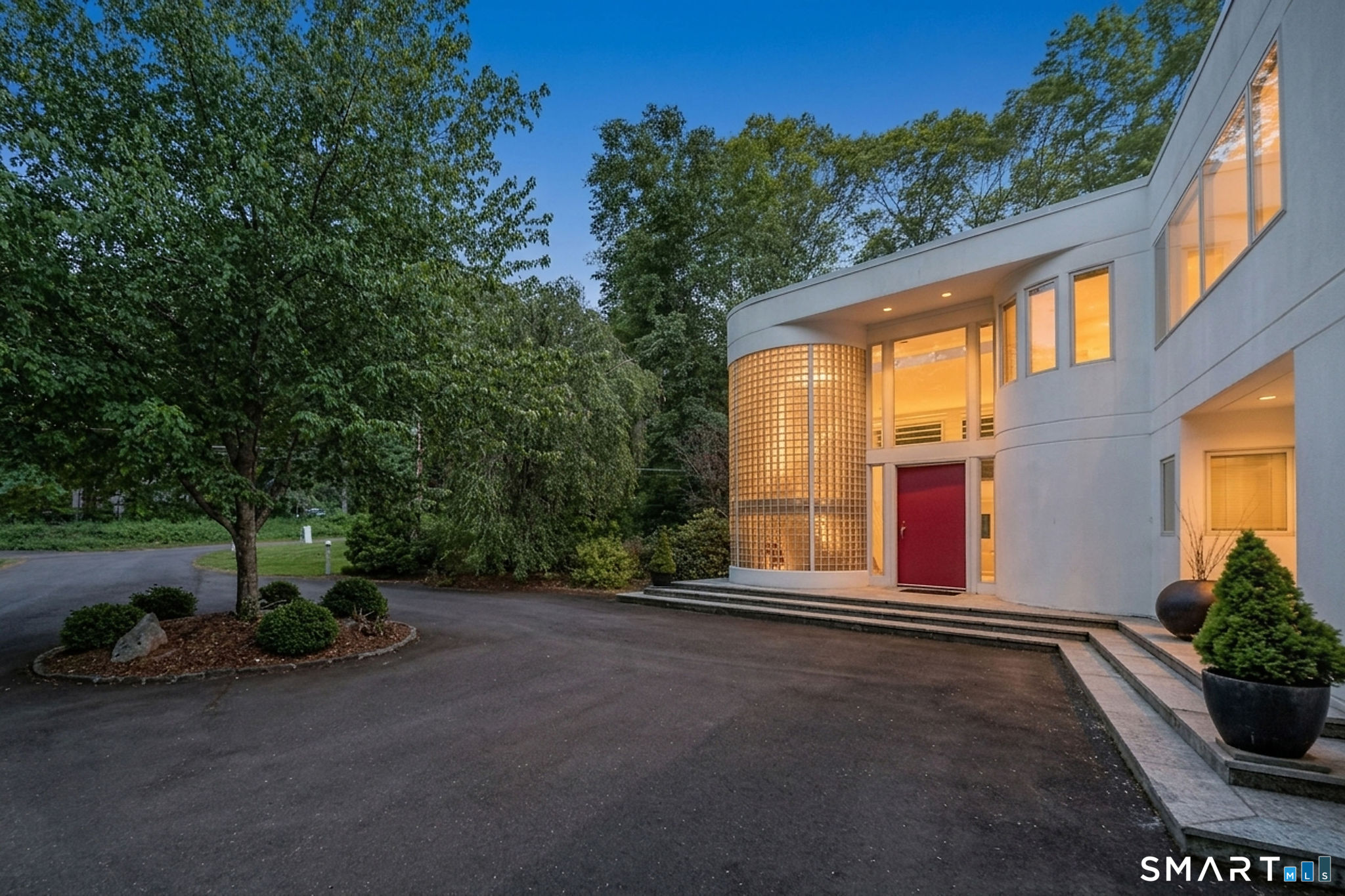 MLS #24175398 image #0