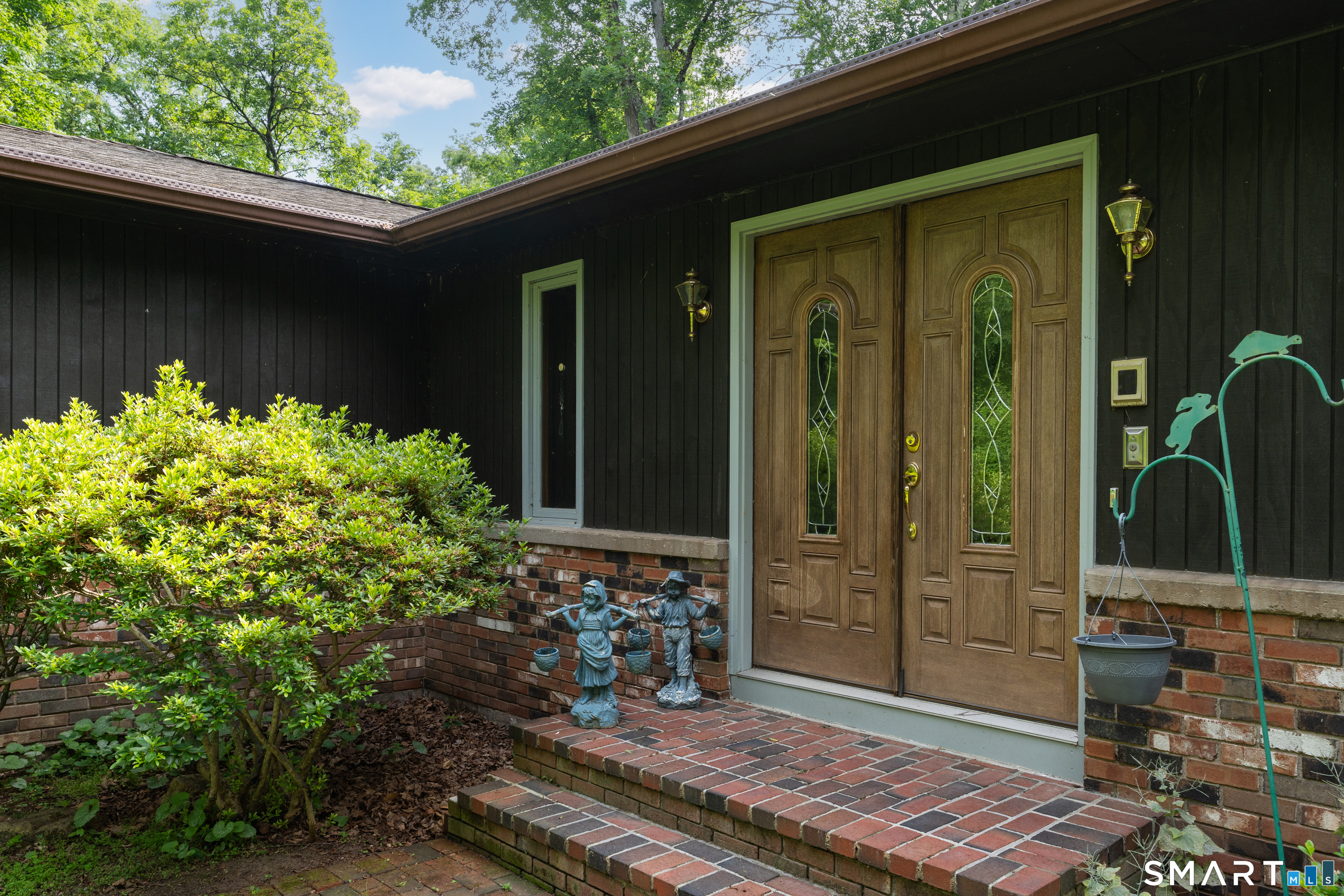 MLS #24185325 image #2