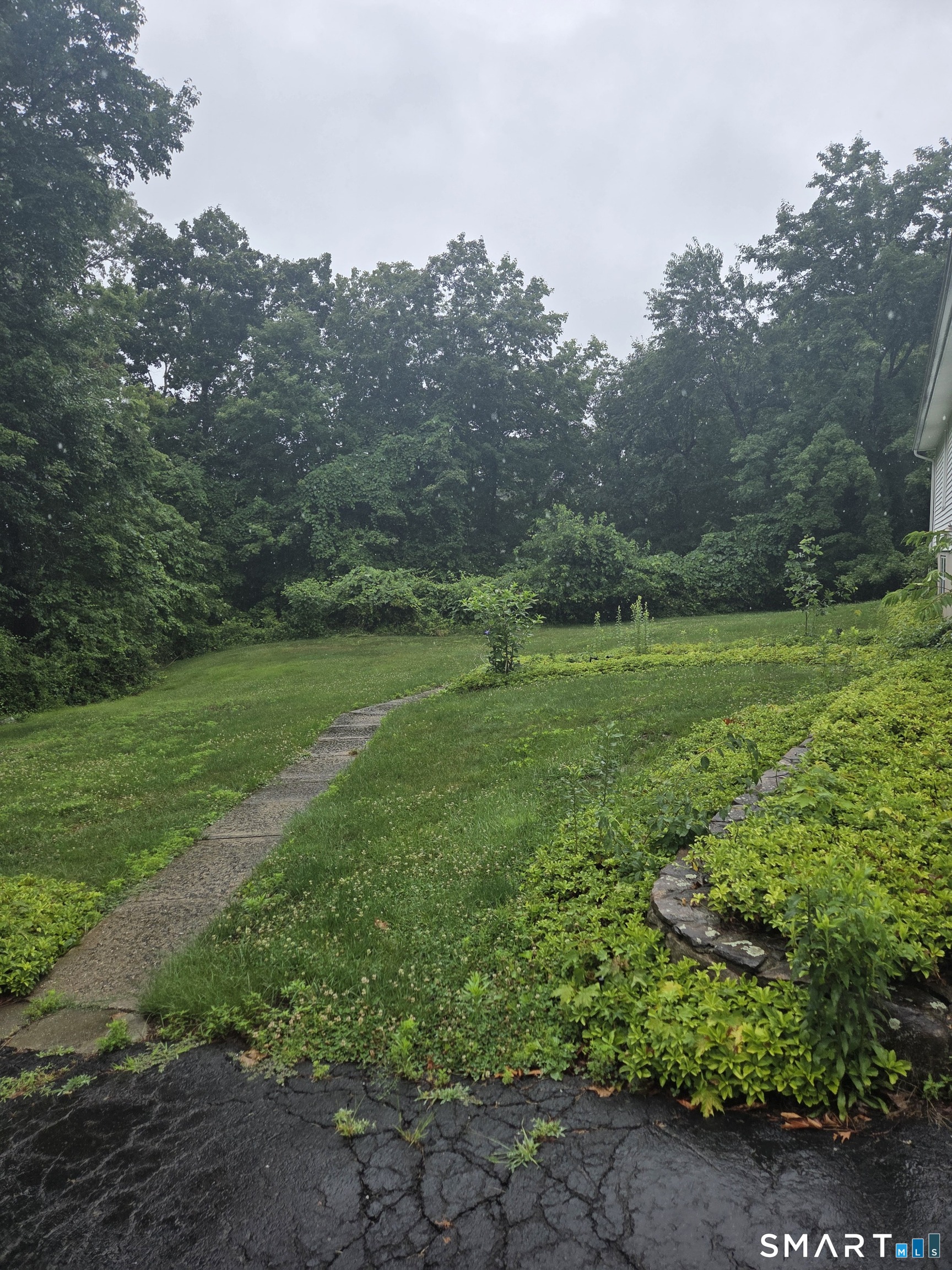 MLS #24189398 image #2