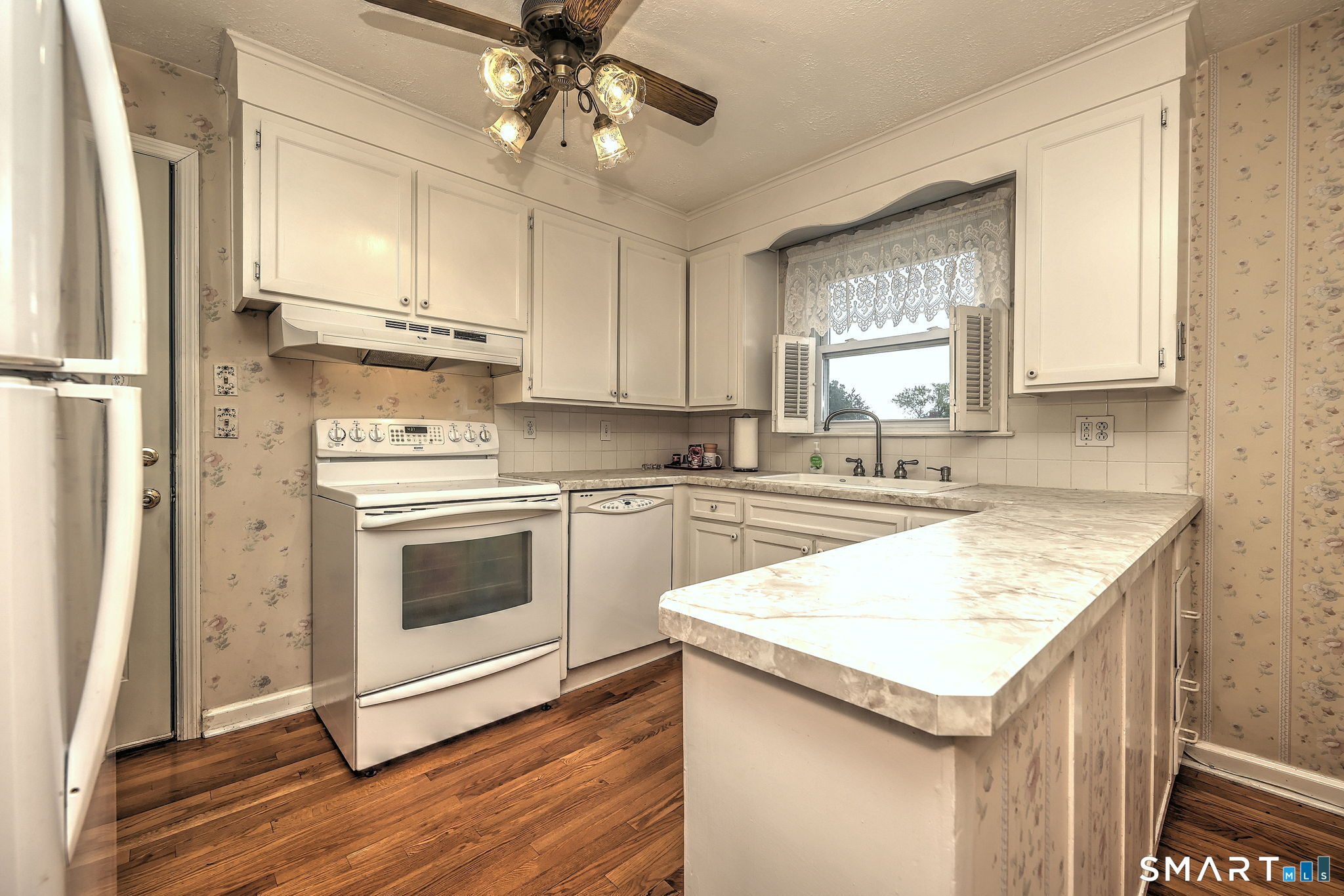 MLS #24190582 image #17