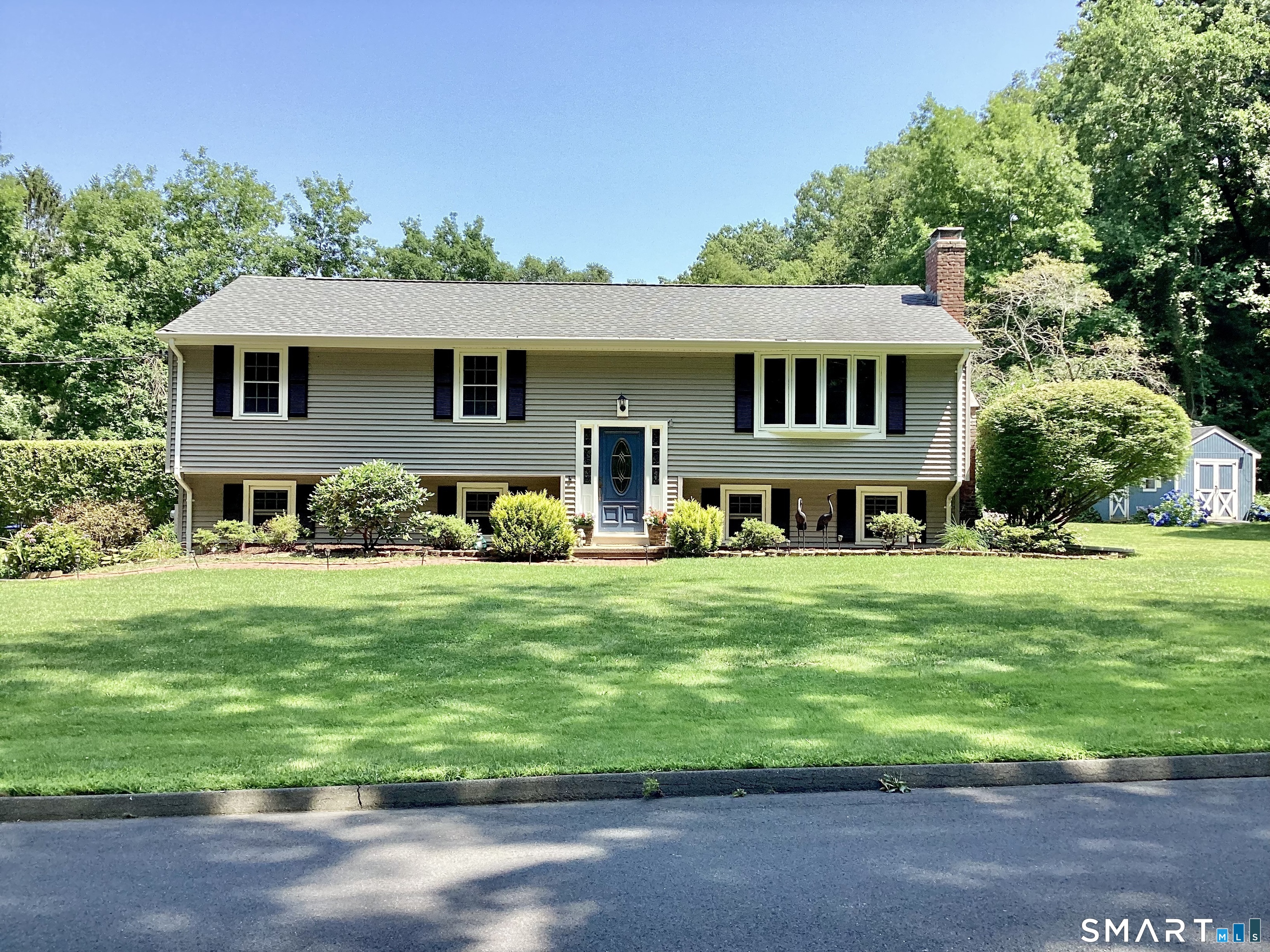 MLS #24194561 image #0