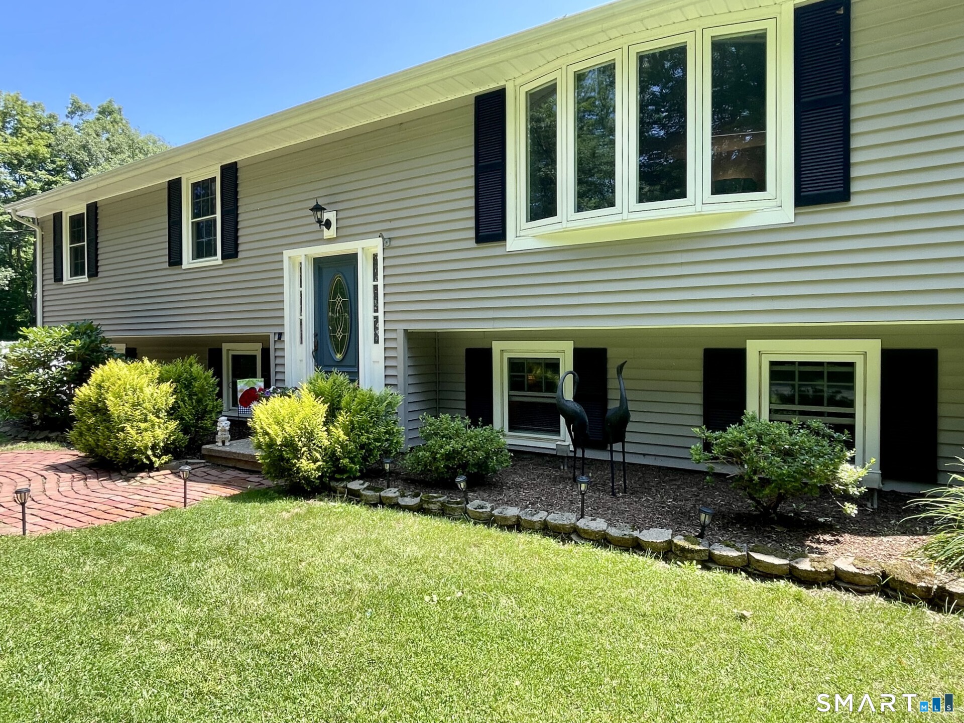MLS #24194561 image #1