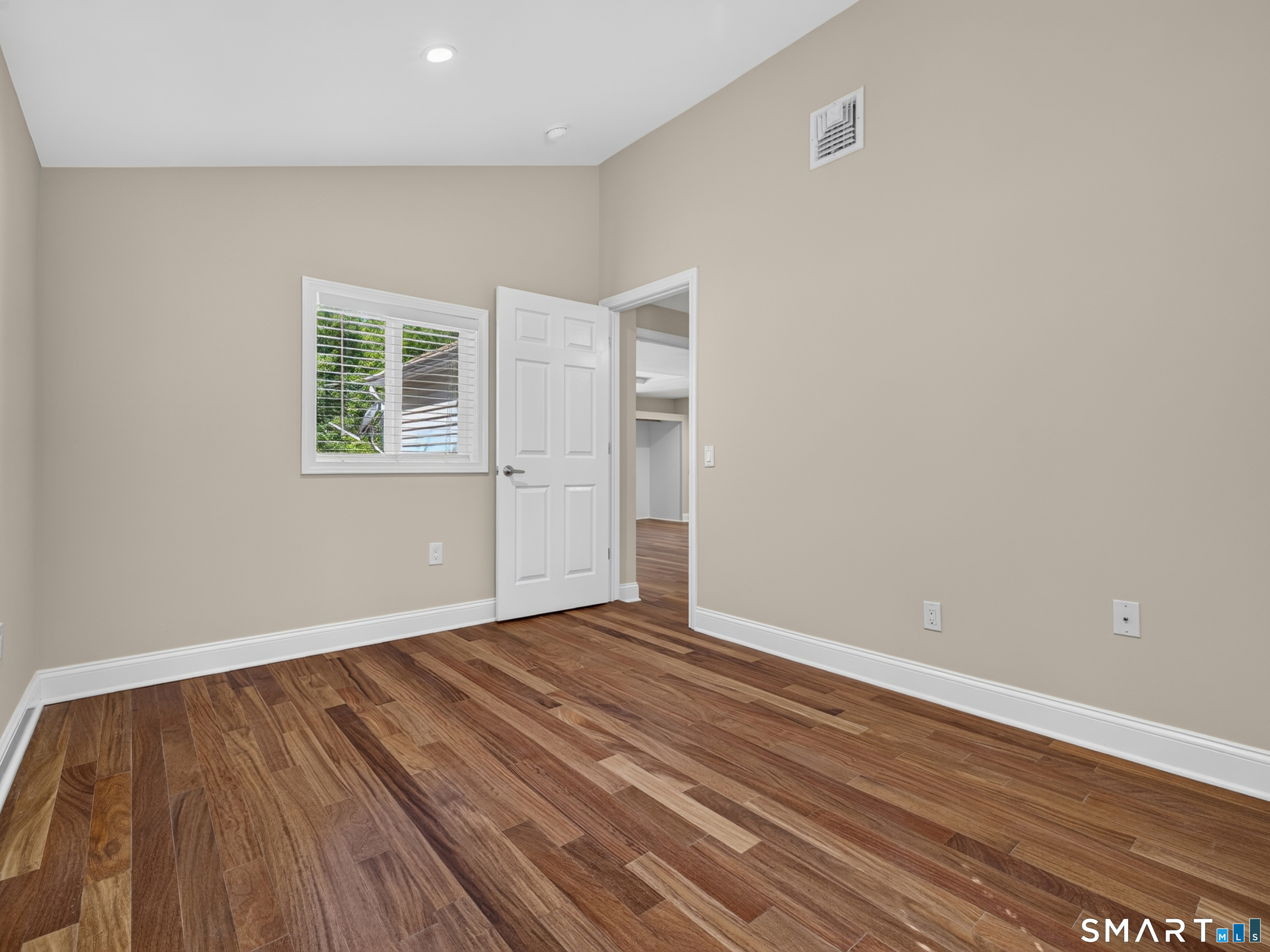 MLS #24195197 image #23