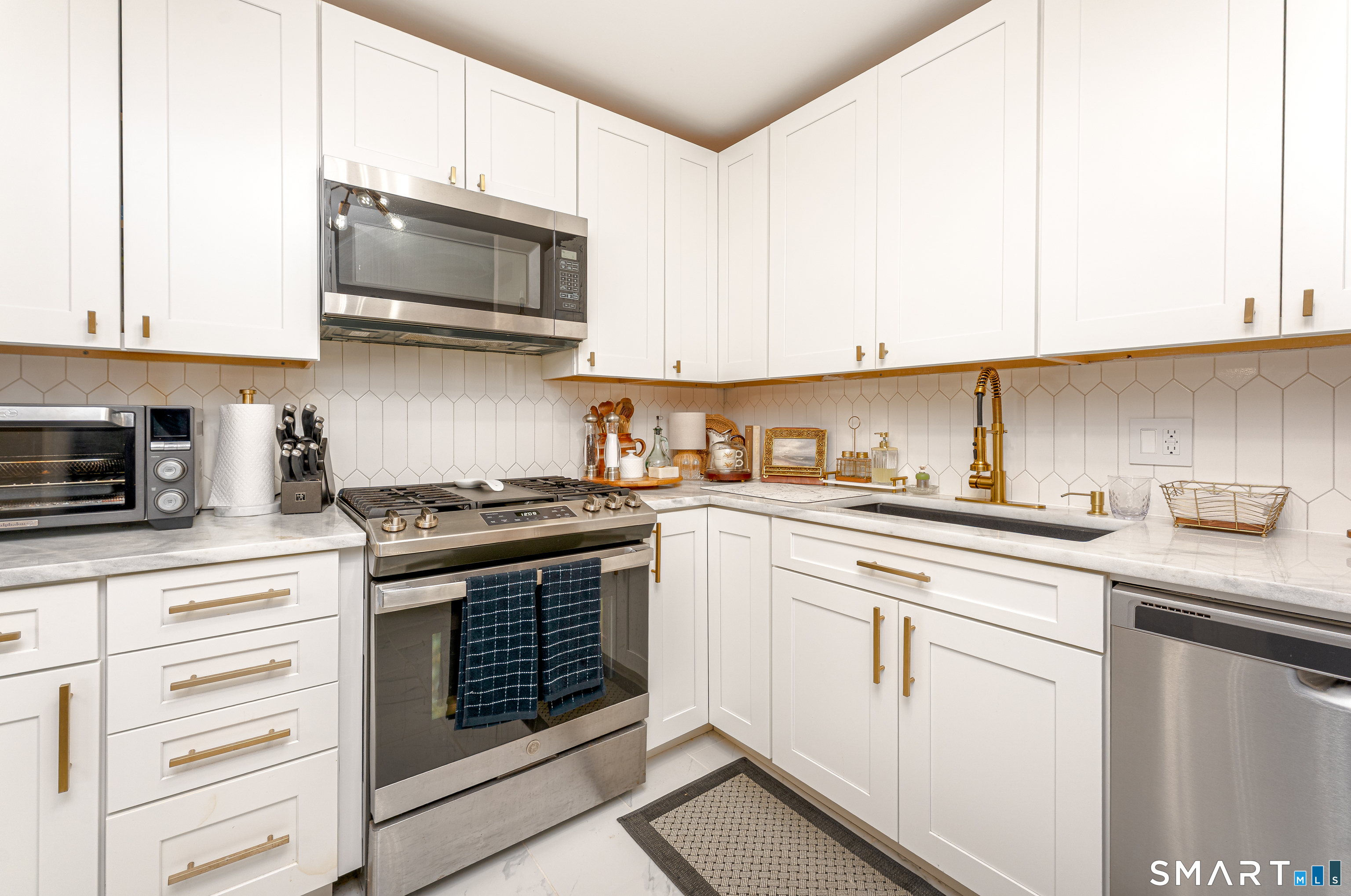 MLS #24197907 image #15