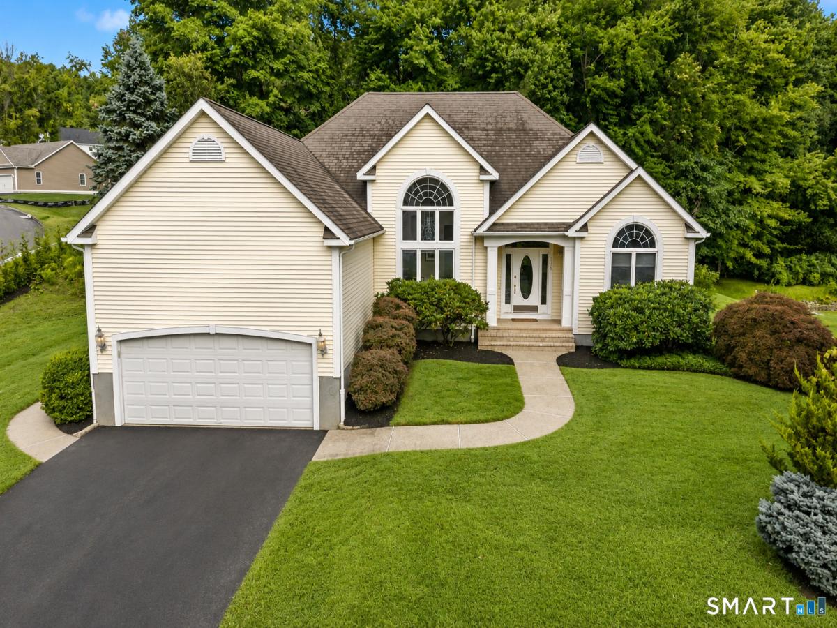 MLS #24200345 image #0
