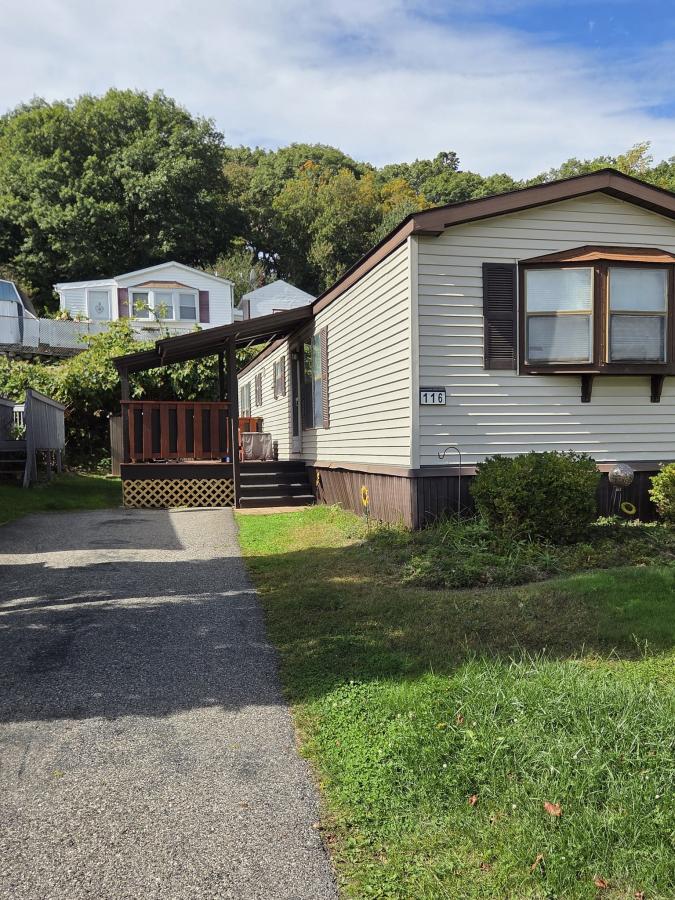 MLS #24202904 image #0