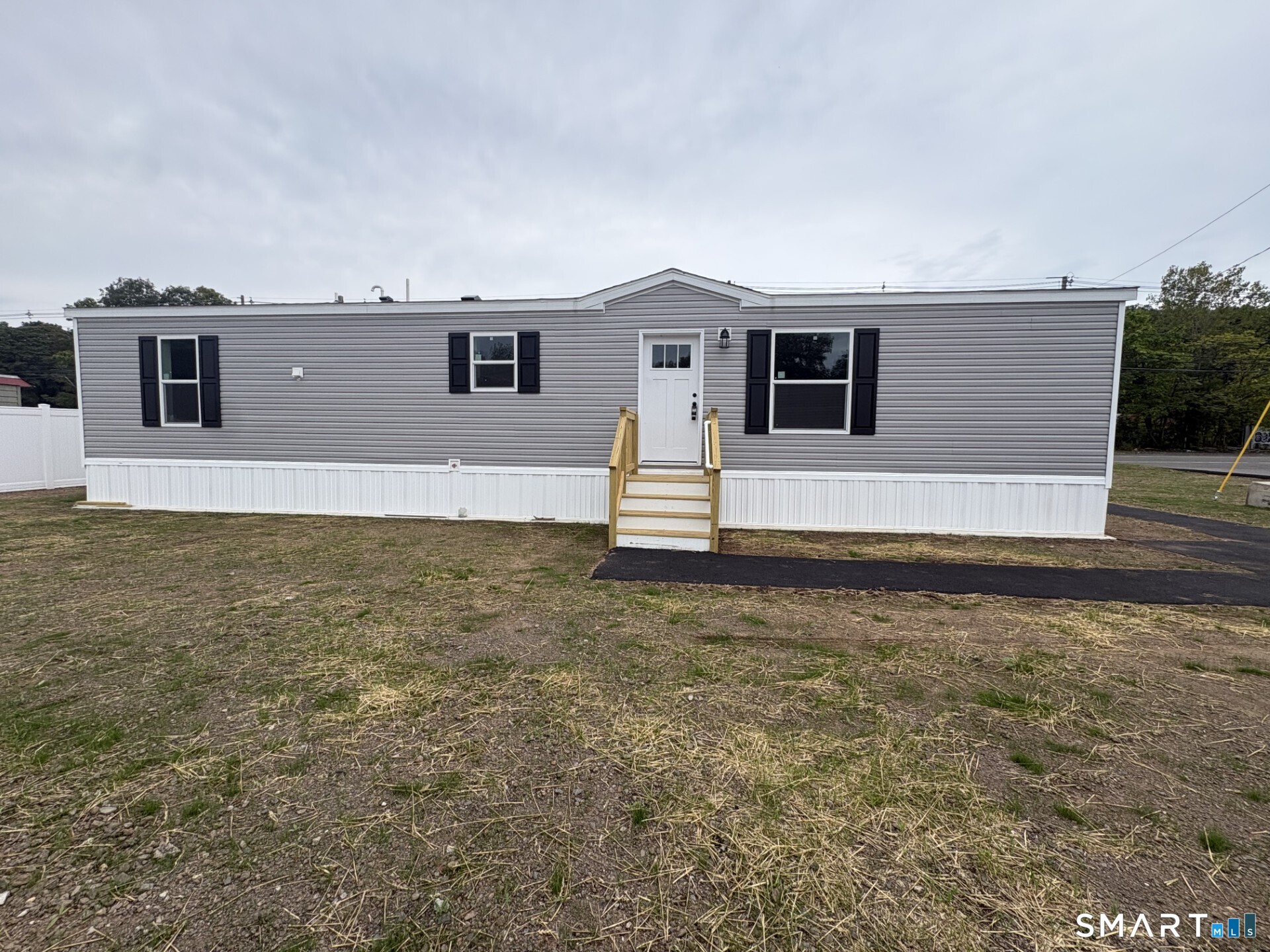 MLS #24204507 image #0