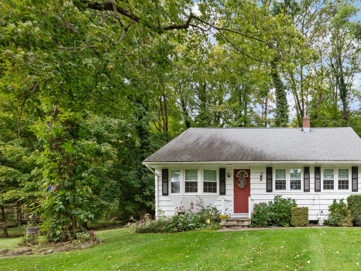 MLS #24210601 image #0