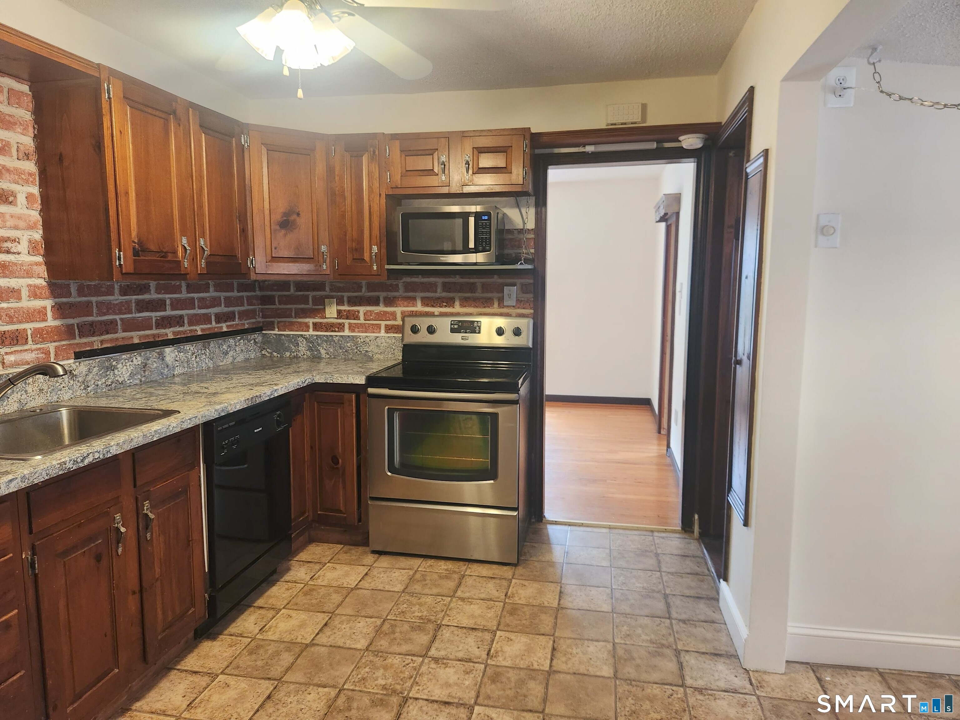 MLS #24211276 image #1