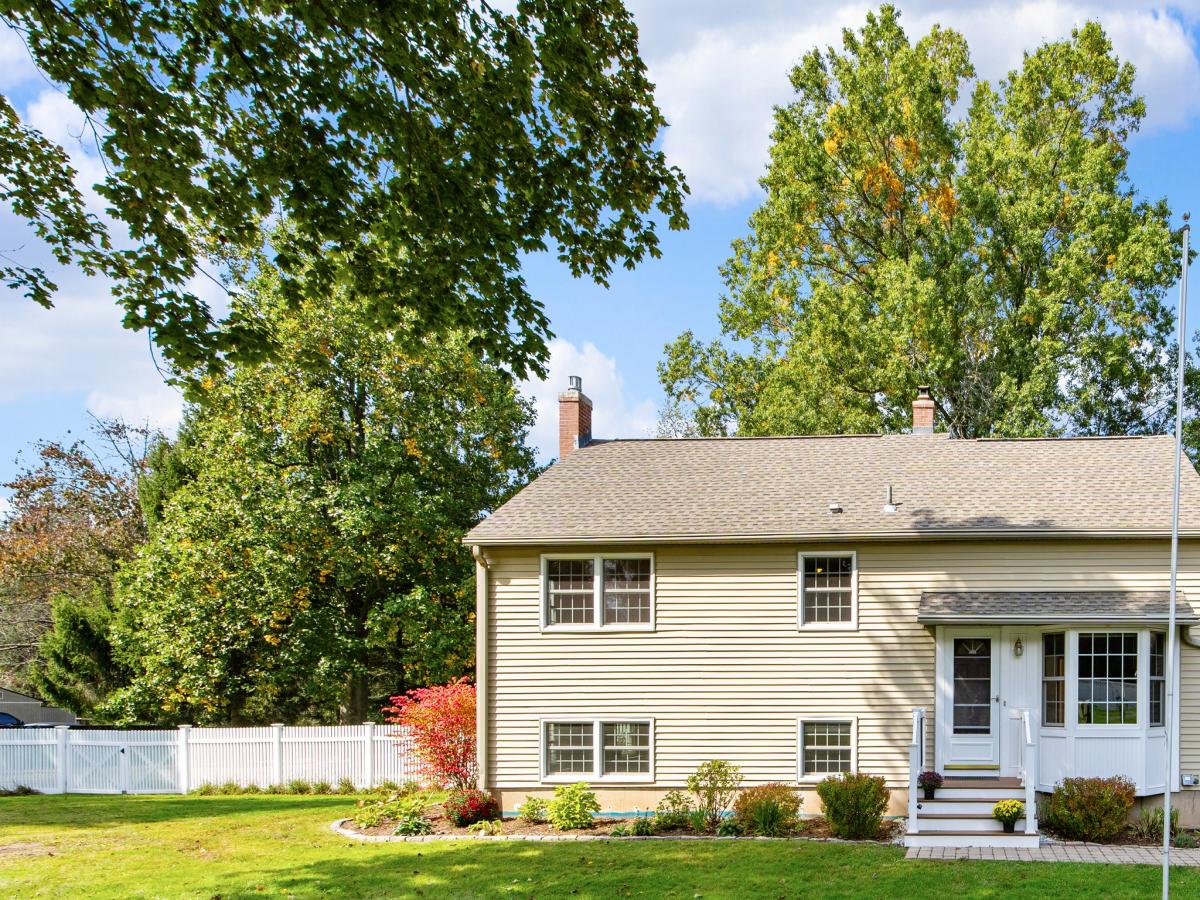MLS #24211765 image #0