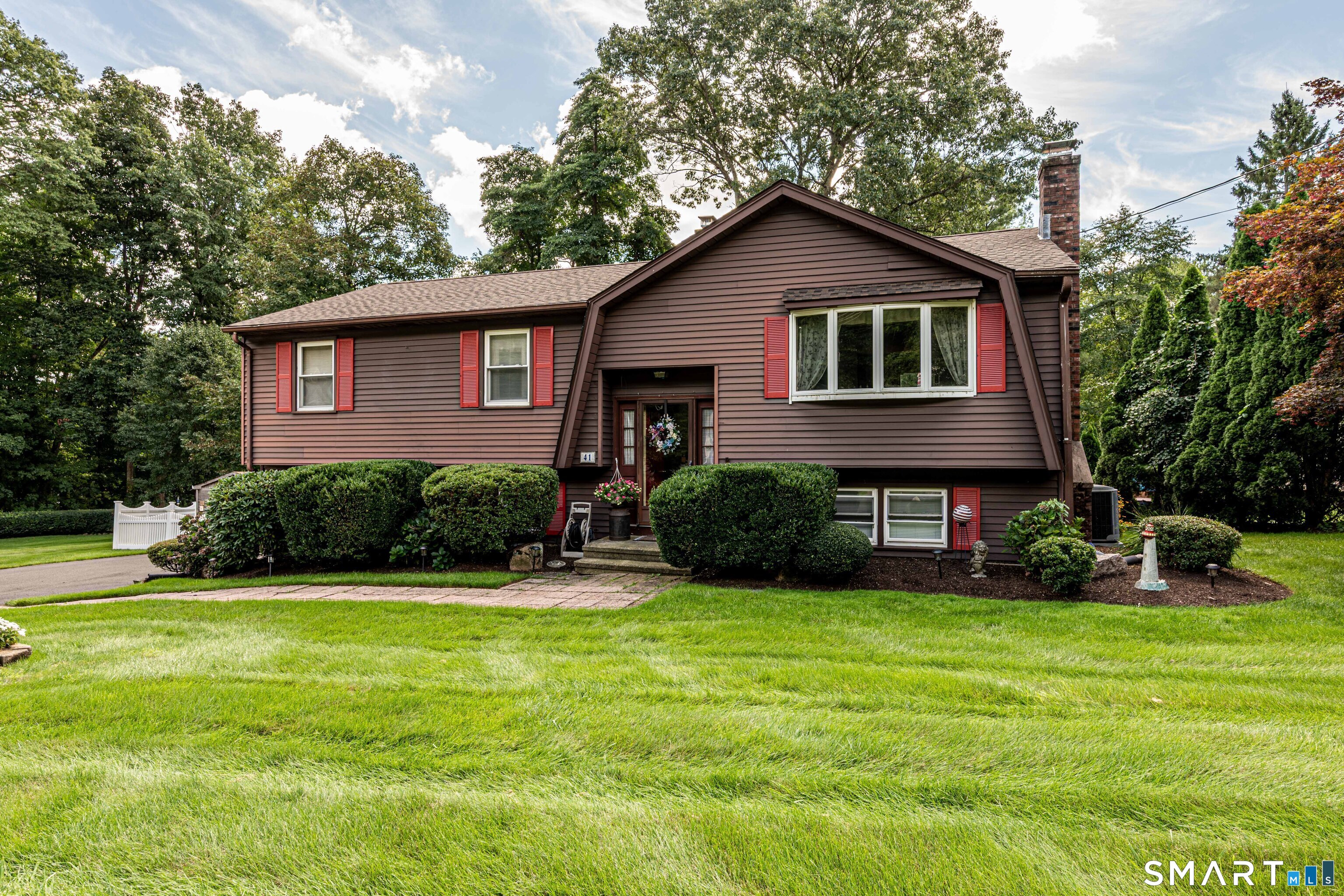MLS #24213256 image #0