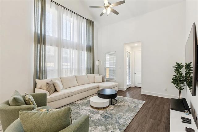 MLS #21381572 image #0