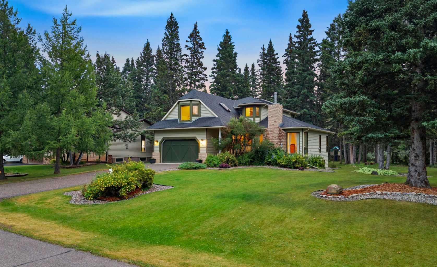 31 Manyhorses Drive Rural Rocky View County AB T3Z 1A2 | MLS #A2337007 MLS #A2337007 image #0