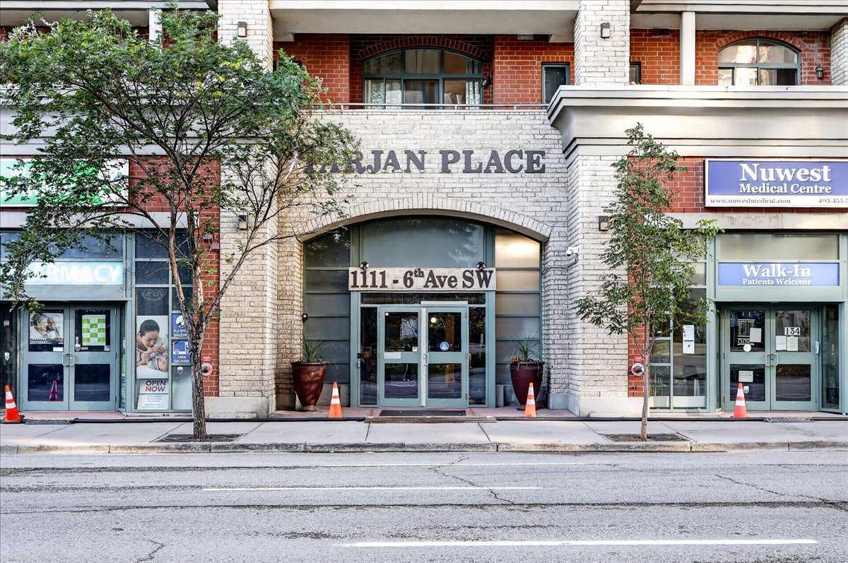 Downtown MLS #A2342936 image #0