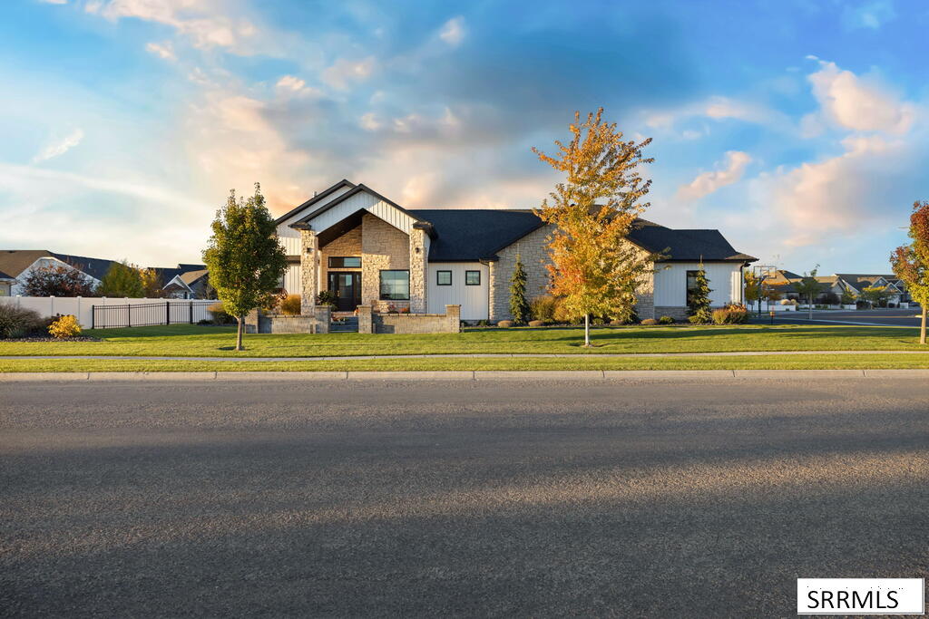 MLS #2188600 image #0