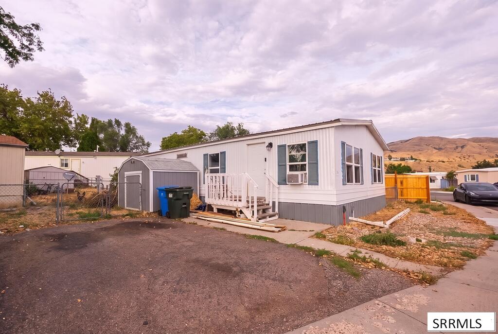 MLS #2188633 image #0