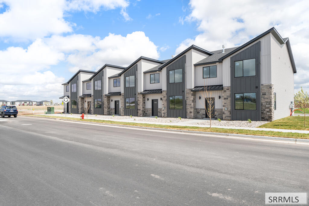 MLS #2188804 image #0