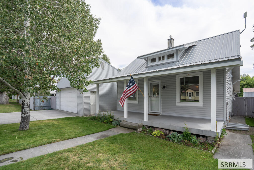 MLS #2189032 image #0