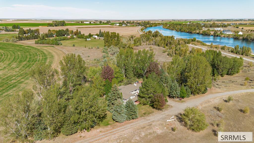 MLS #2189547 image #0